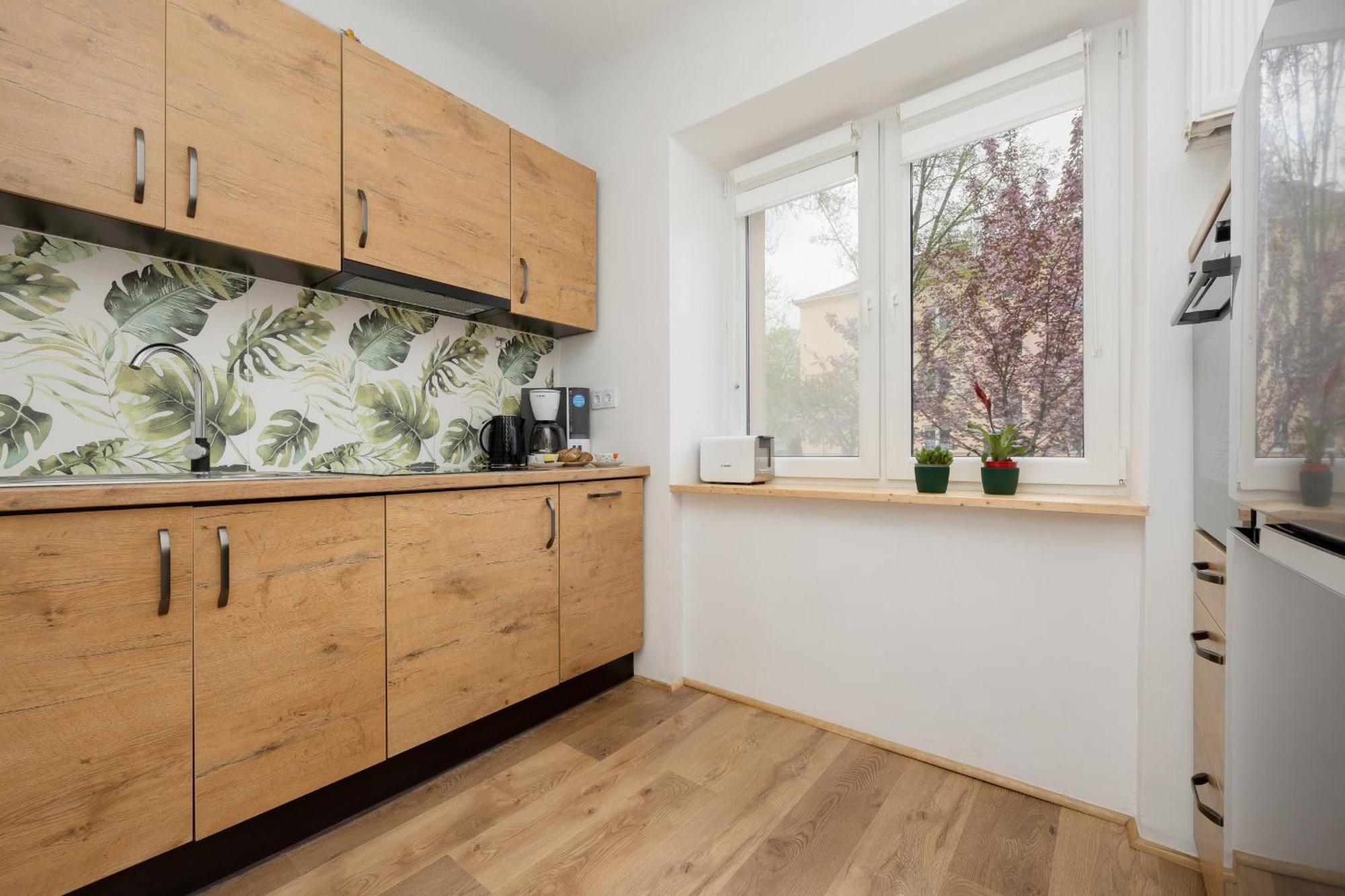 Spacious Apartment For 6 People Near The Old Town By Noclegi Renters Варшава Экстерьер фото